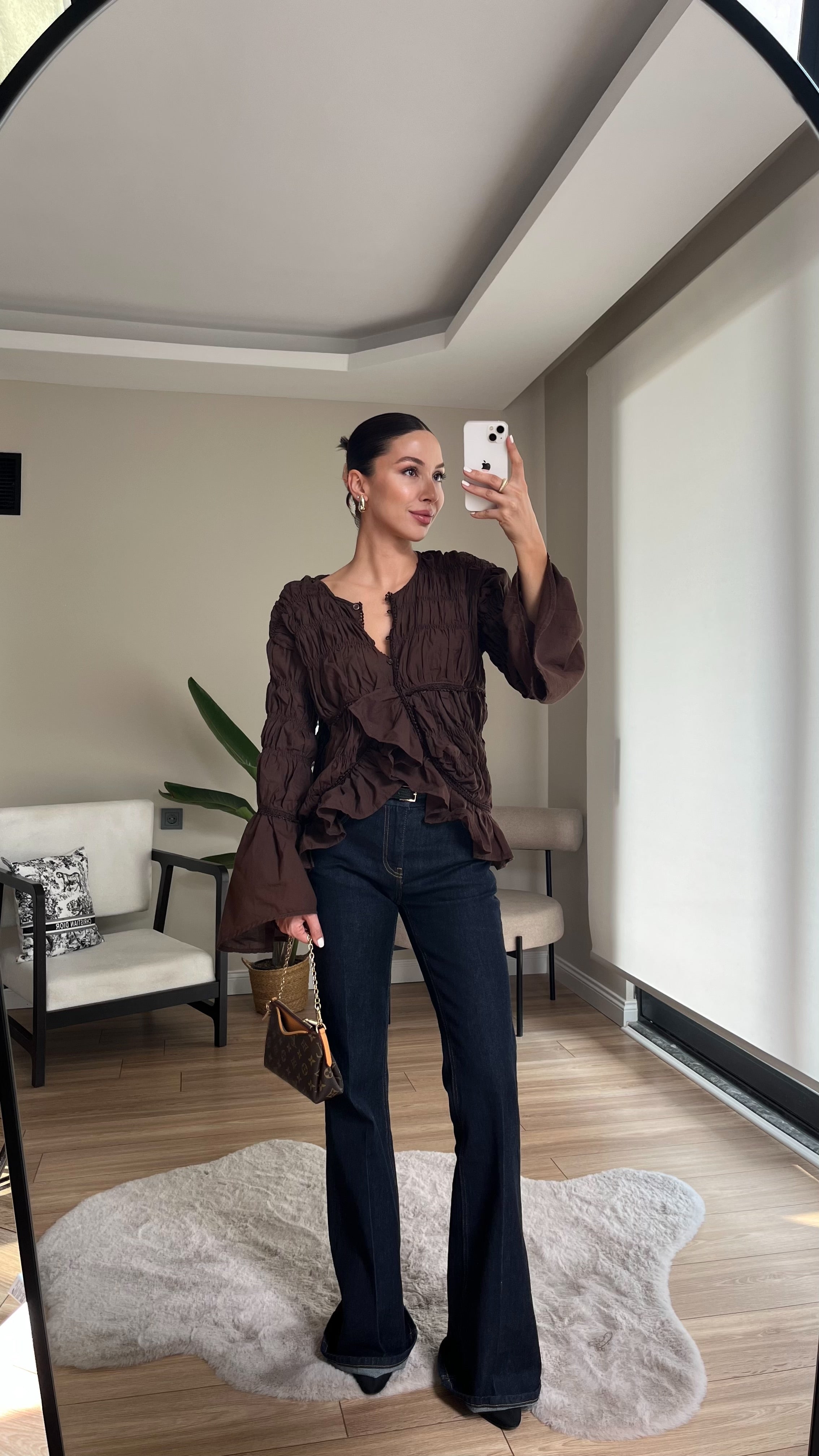 Fırfır Detay Piliseli Gömlek