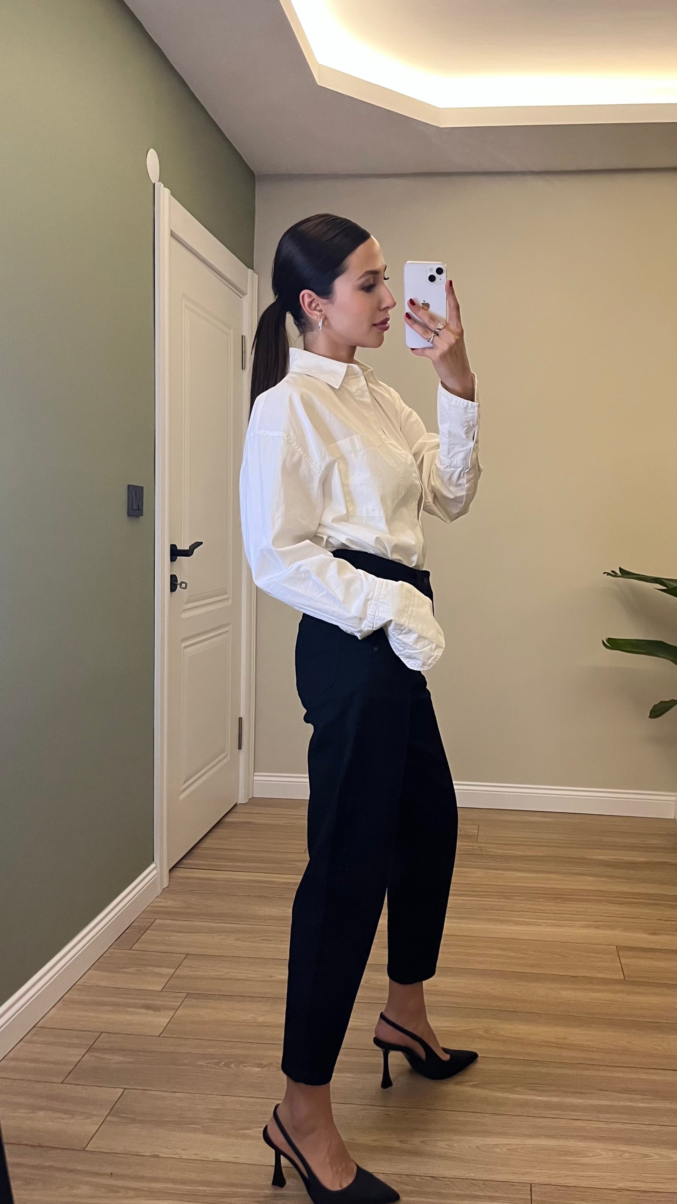 SİYAH LİKRALI MOM JEAN