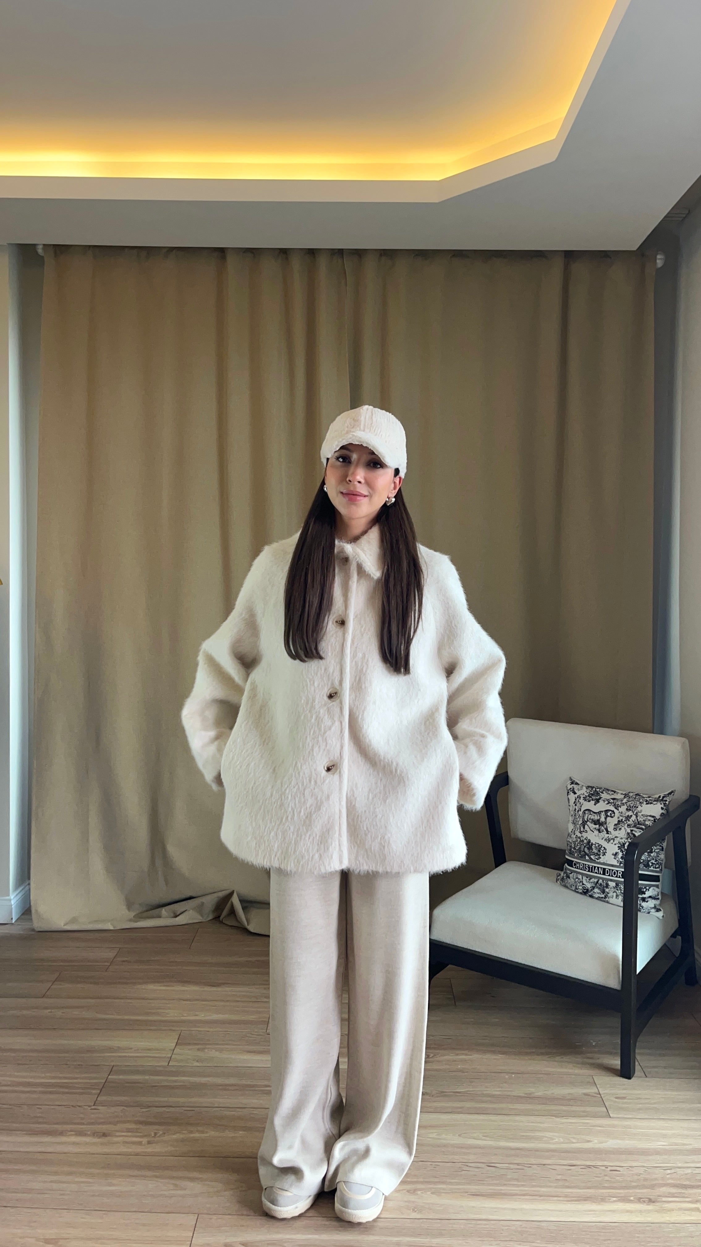 PREMIUM EKRU YUMUŞAK DOKU CEKET