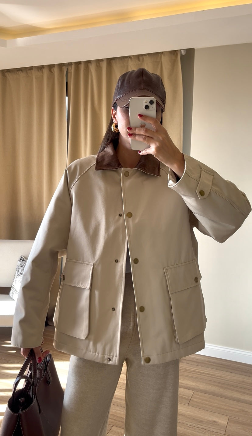 PREMİUM YAKASI KADİFE DETAY İÇ ASTARLI KREM CEKET