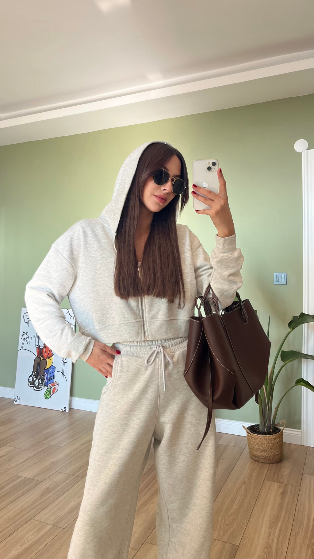 GRİ EŞOFMAN TAKIMI