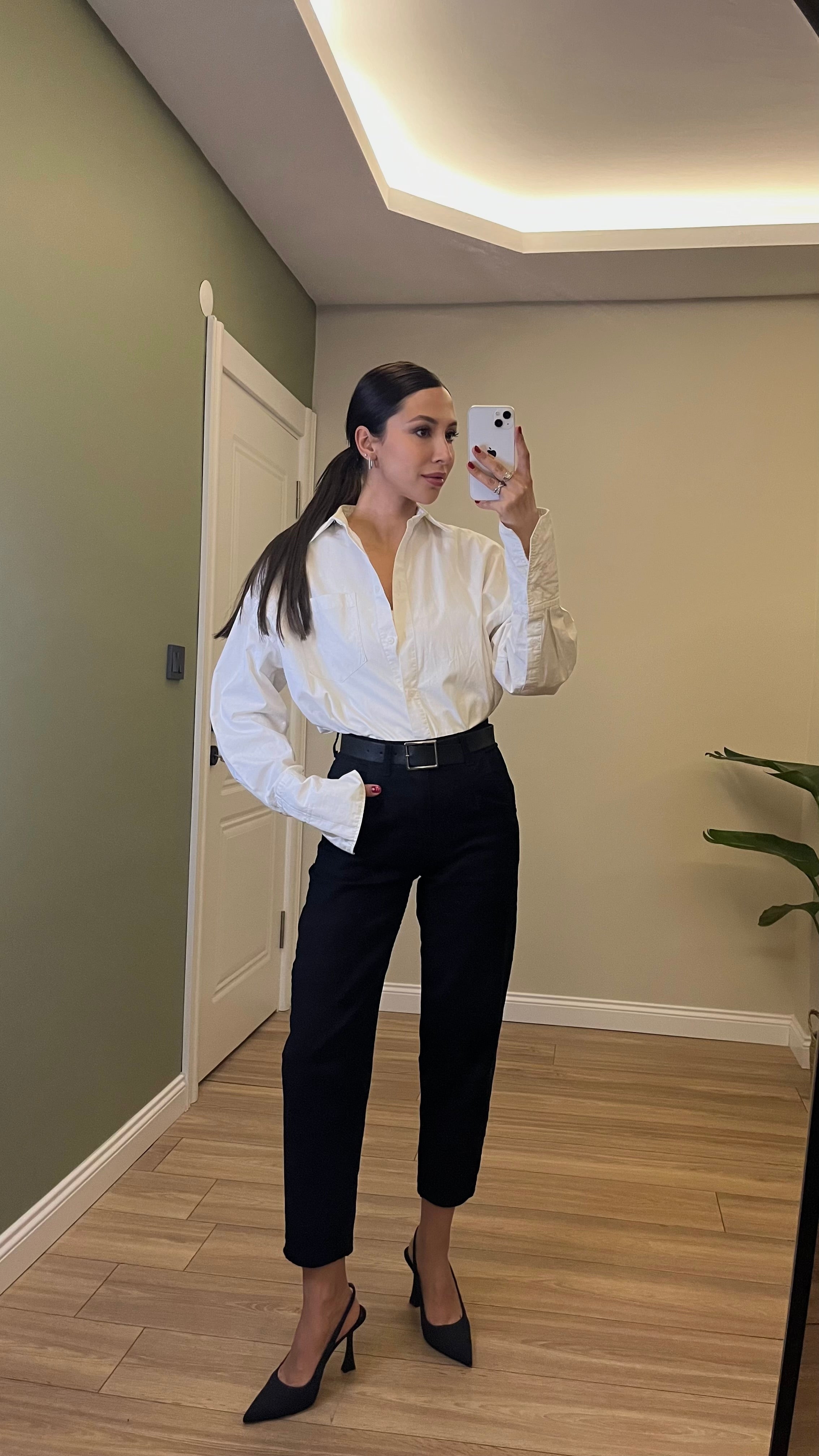 SİYAH LİKRALI MOM JEAN