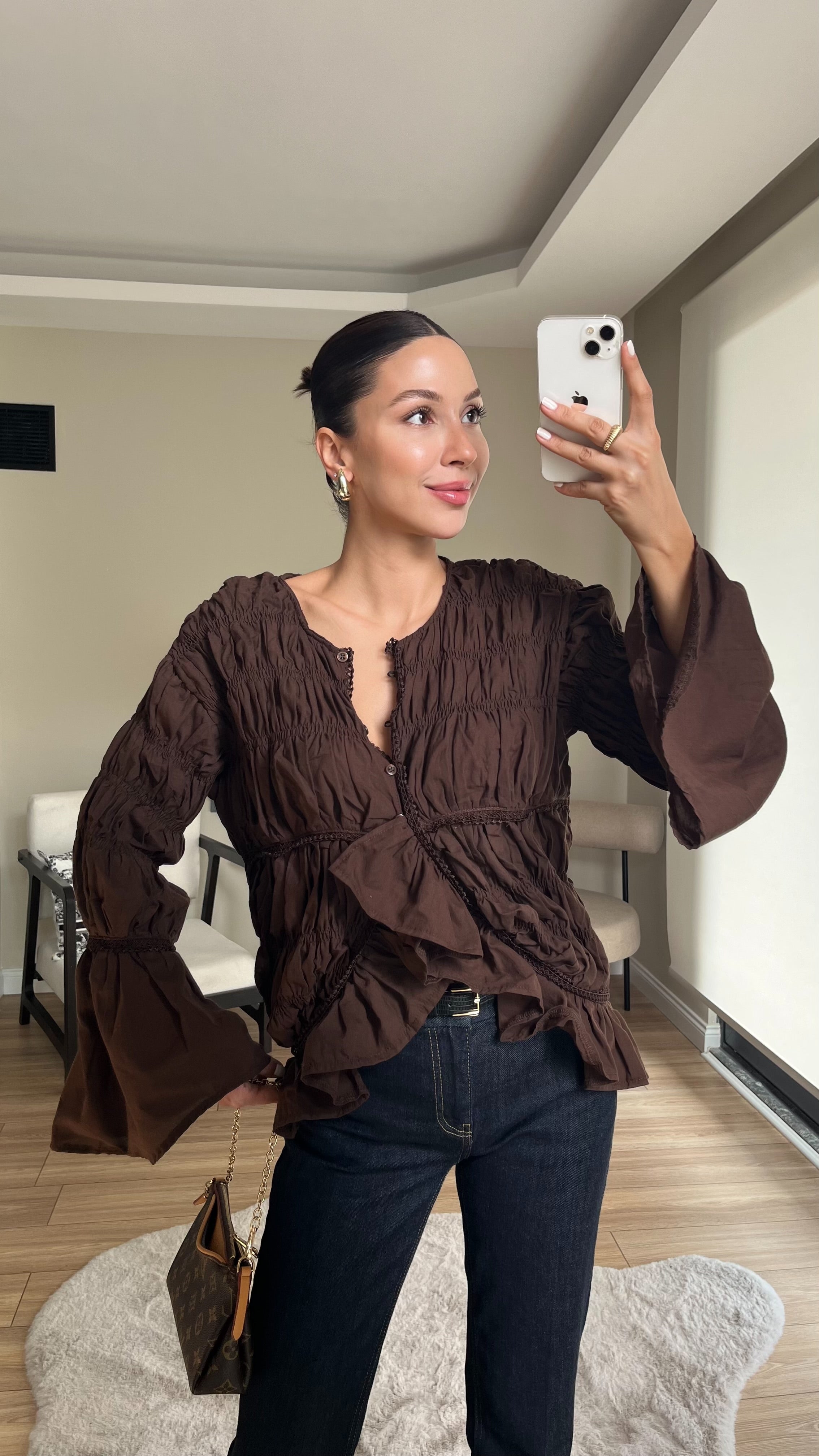 Fırfır Detay Piliseli Gömlek